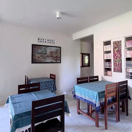 Agung'S Annex Homestay Санур Екстер'єр фото