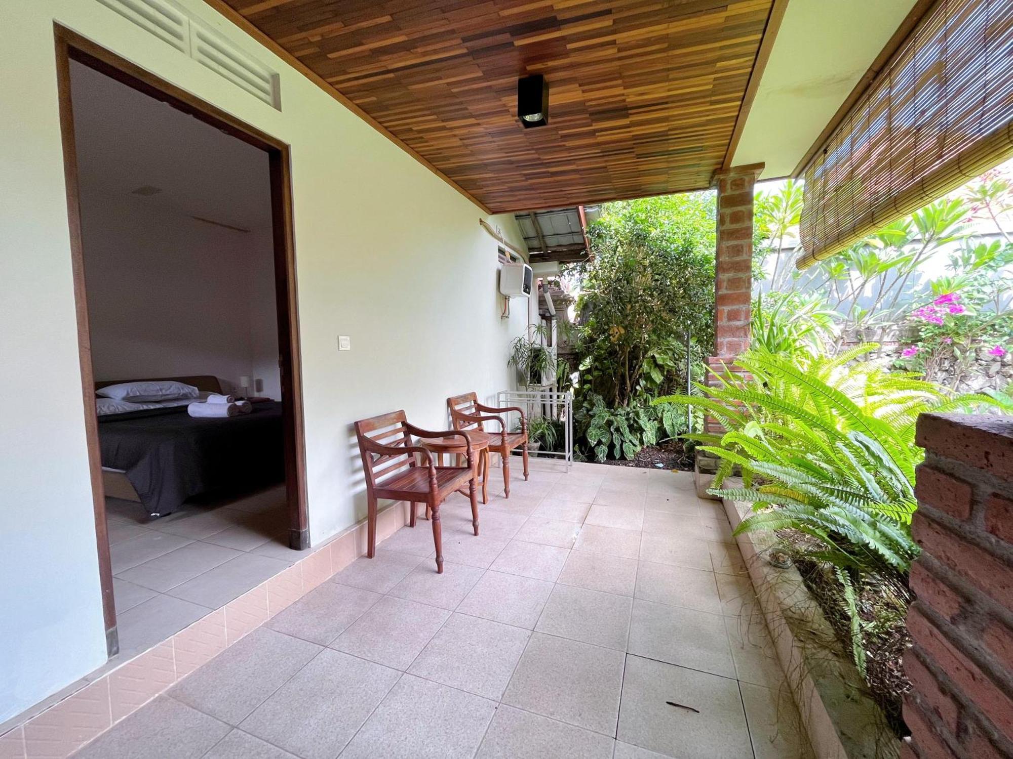 Agung'S Annex Homestay Санур Екстер'єр фото