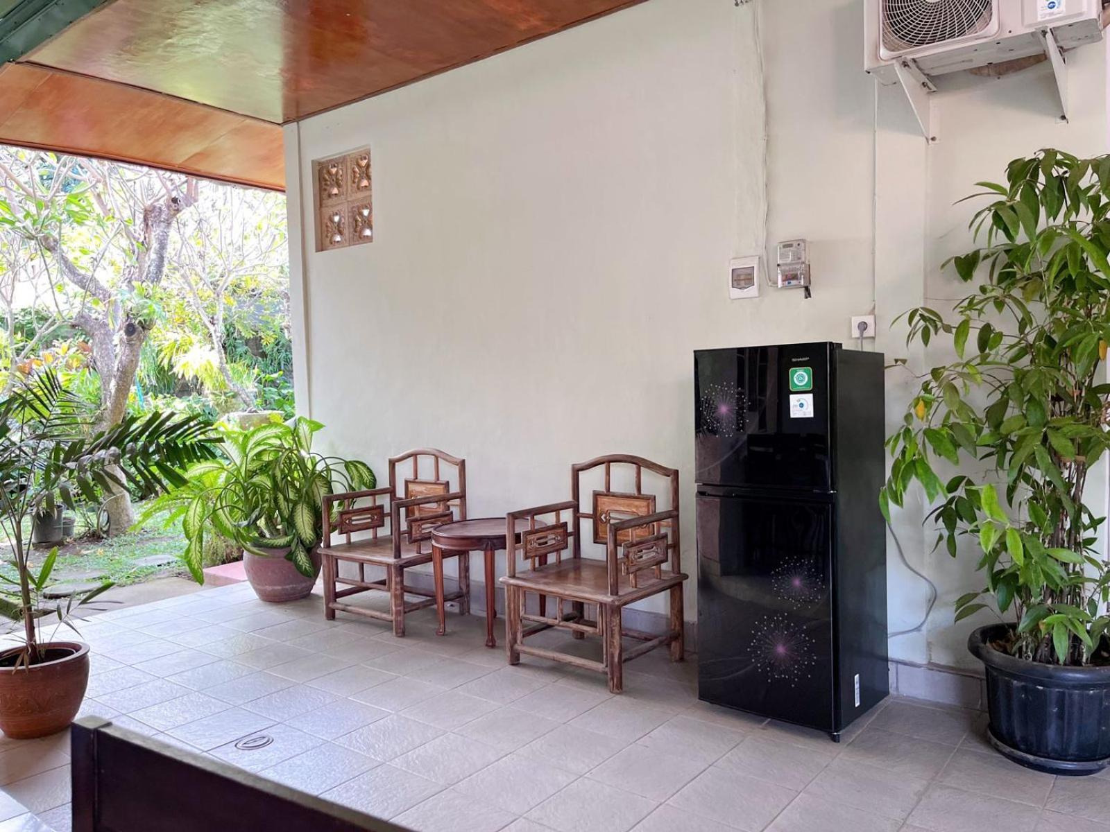 Agung'S Annex Homestay Санур Екстер'єр фото