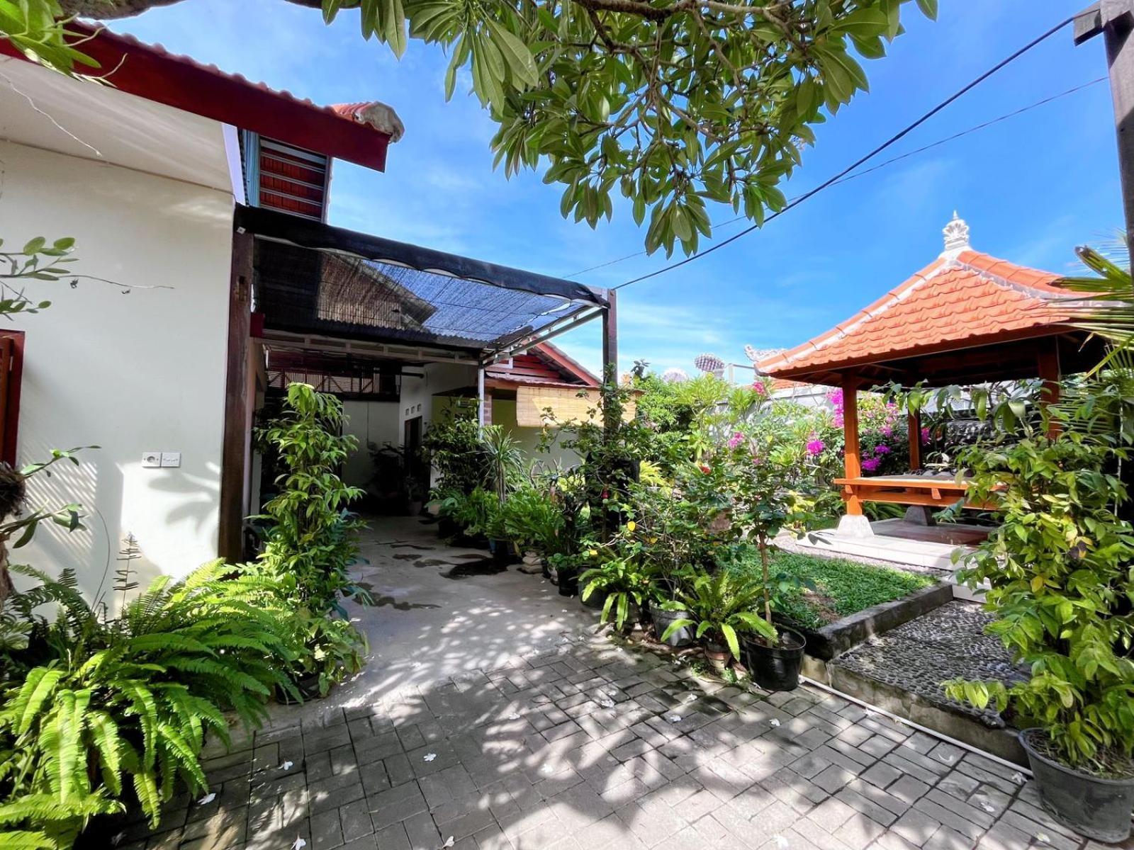 Agung'S Annex Homestay Санур Екстер'єр фото