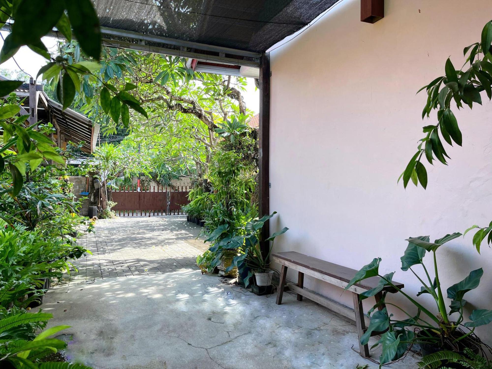 Agung'S Annex Homestay Санур Екстер'єр фото
