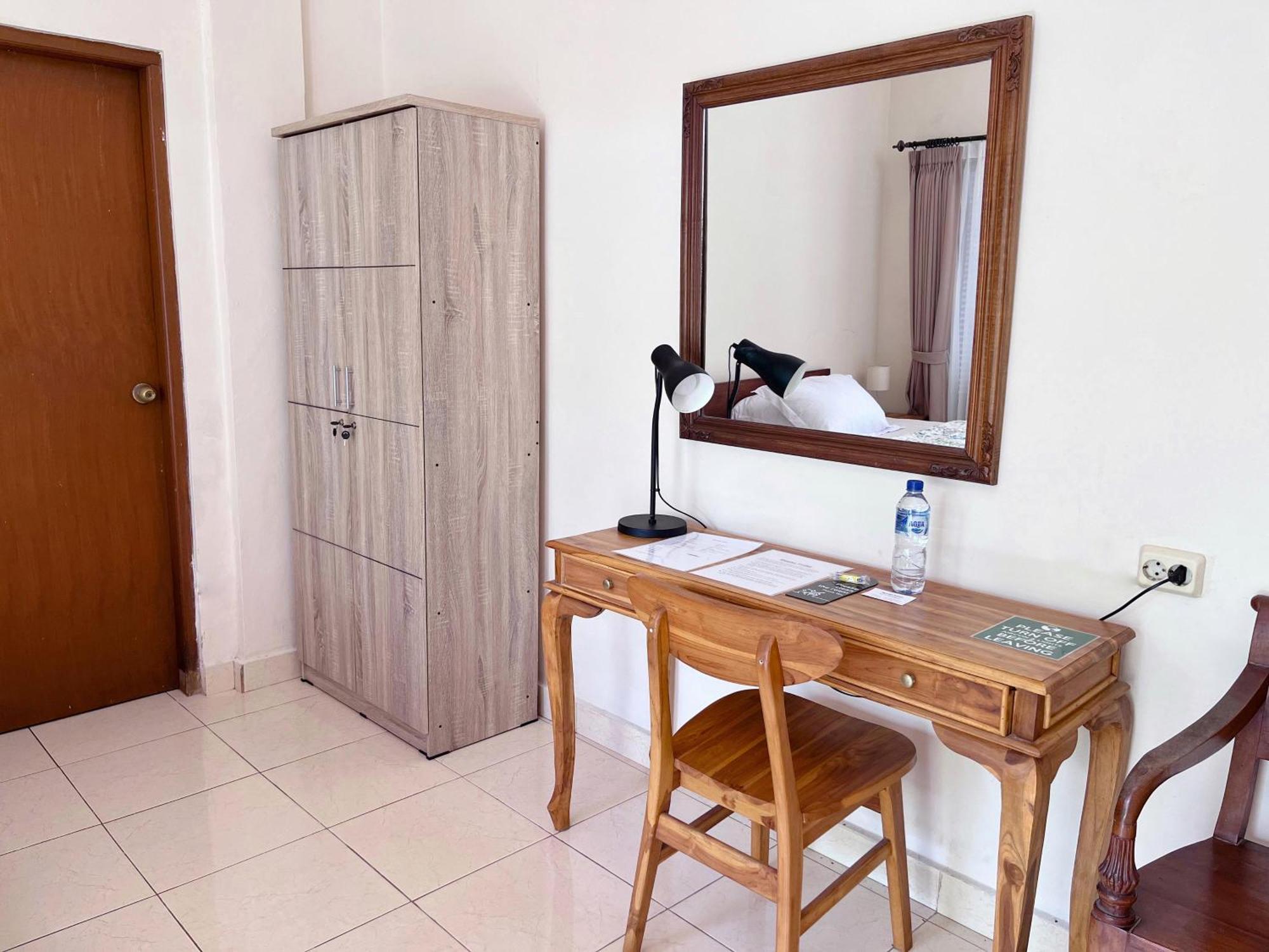 Agung'S Annex Homestay Санур Екстер'єр фото