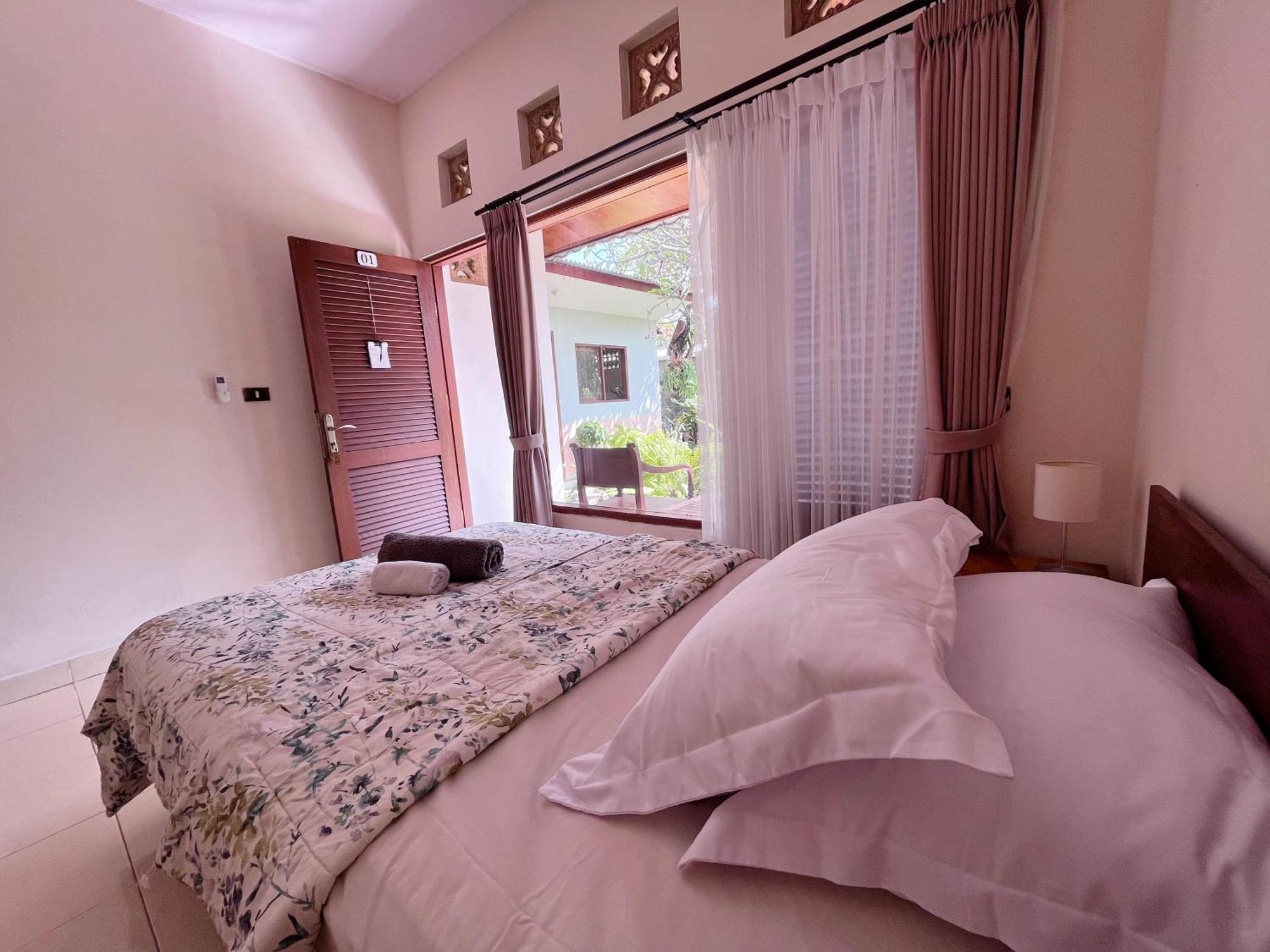 Agung'S Annex Homestay Санур Екстер'єр фото