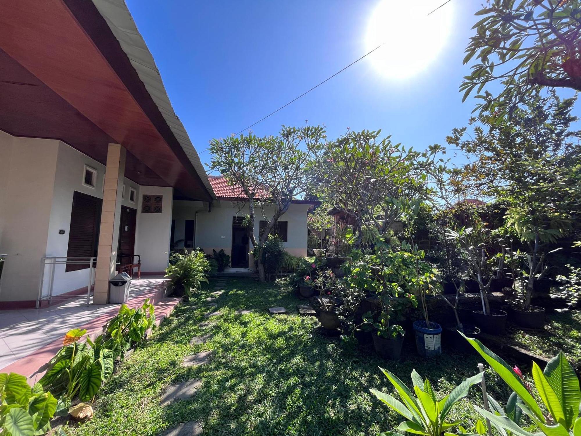 Agung'S Annex Homestay Санур Екстер'єр фото